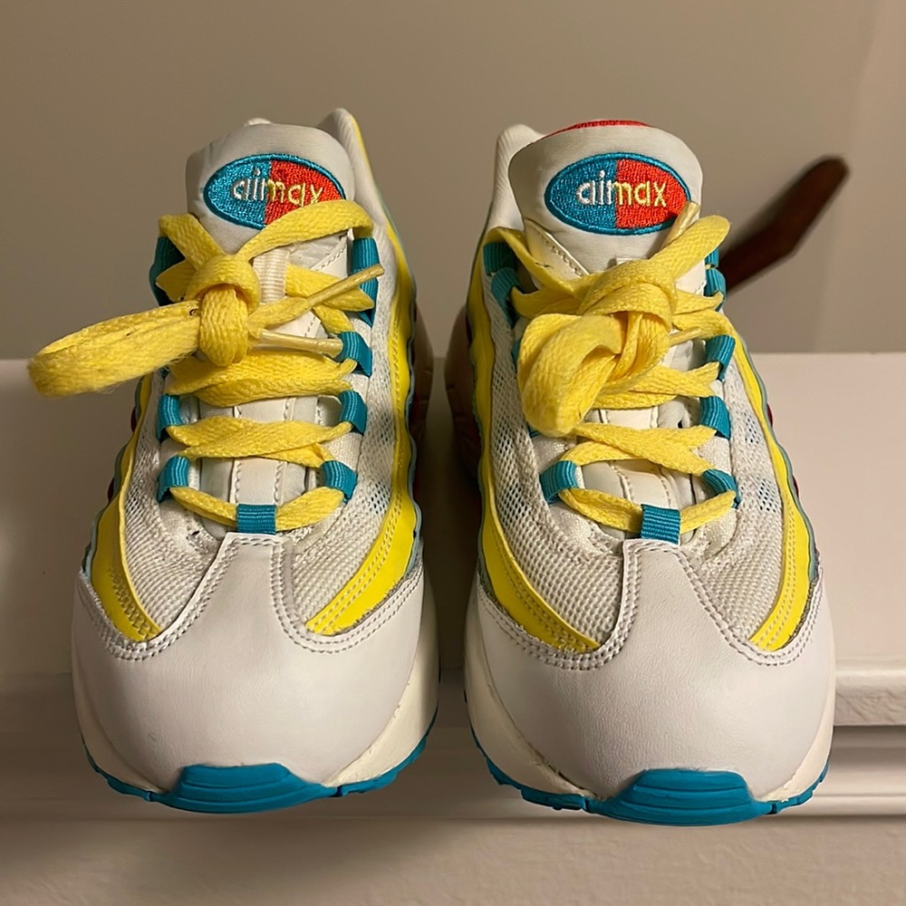 Nike AirMax 95 boys size 3 great condition